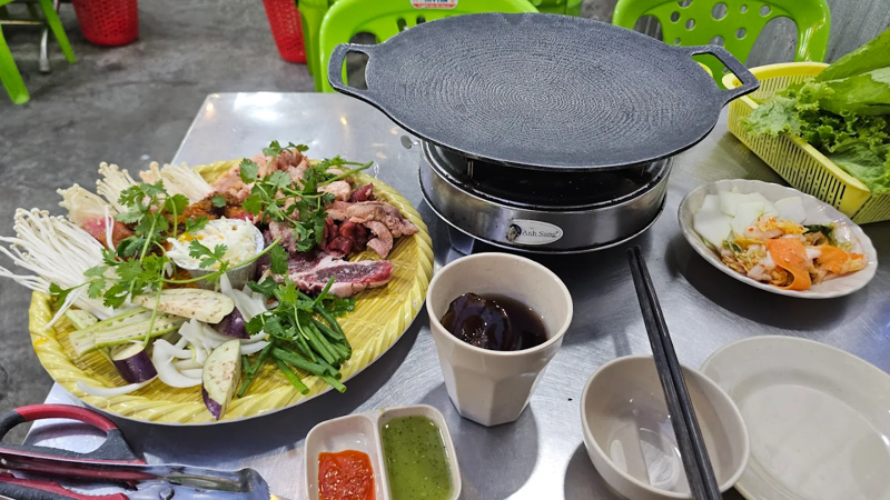 Set nướng tại qu&aacute;n Nướng Bơ H&agrave; Nội&nbsp;
